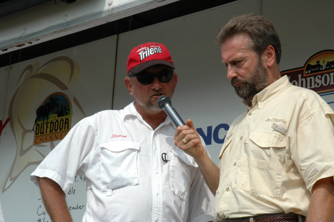 8CB81E77-08B6-462B-B420-87B7EDC38134