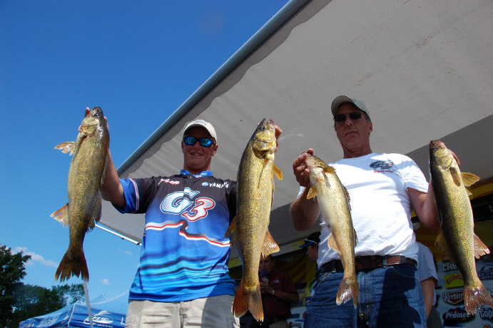 8D818C94-F637-43B4-AC31-D48448DC0BA7