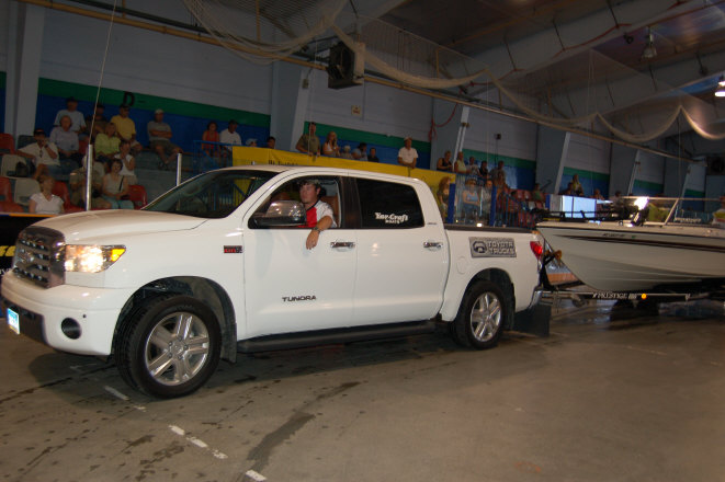 8D9713E4-000F-4FDD-B538-0B35489E9237