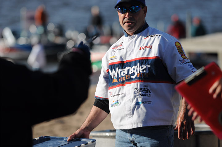 8DDE6714-A38A-4F84-9EE1-D3ACC342A6AD