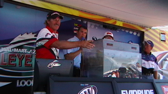 8DFC620A-4BBC-4E98-B67D-3EDAE4438599