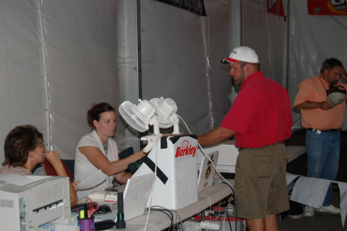 8F1DD747-80C5-4CF9-8EB9-B1AF2FFD51DE