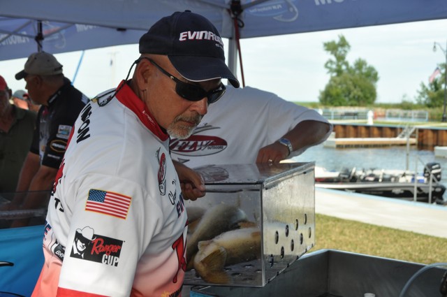 90620955-9E1D-4BA1-9634-CFFC8905720C