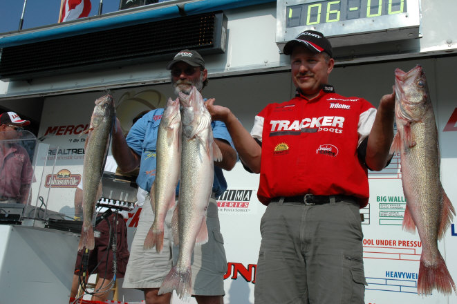 9276CF4E-D667-4036-A2E2-631C237D6E0B