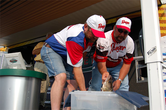 94AB83F4-96CB-4313-BA29-14C15ABA2F29