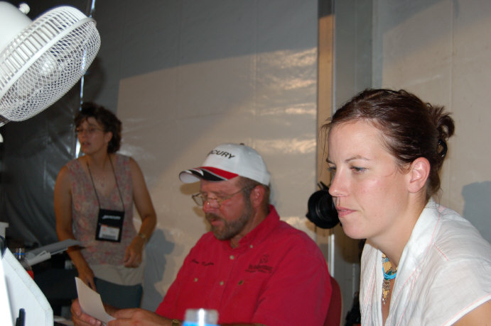 9966F87A-6506-455F-A427-5314D92374C6