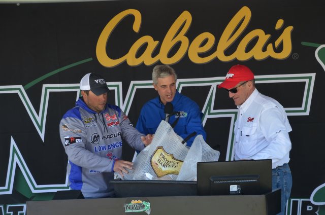 9AEA99BC-B552-46A0-9369-C55CB8DC7F2F