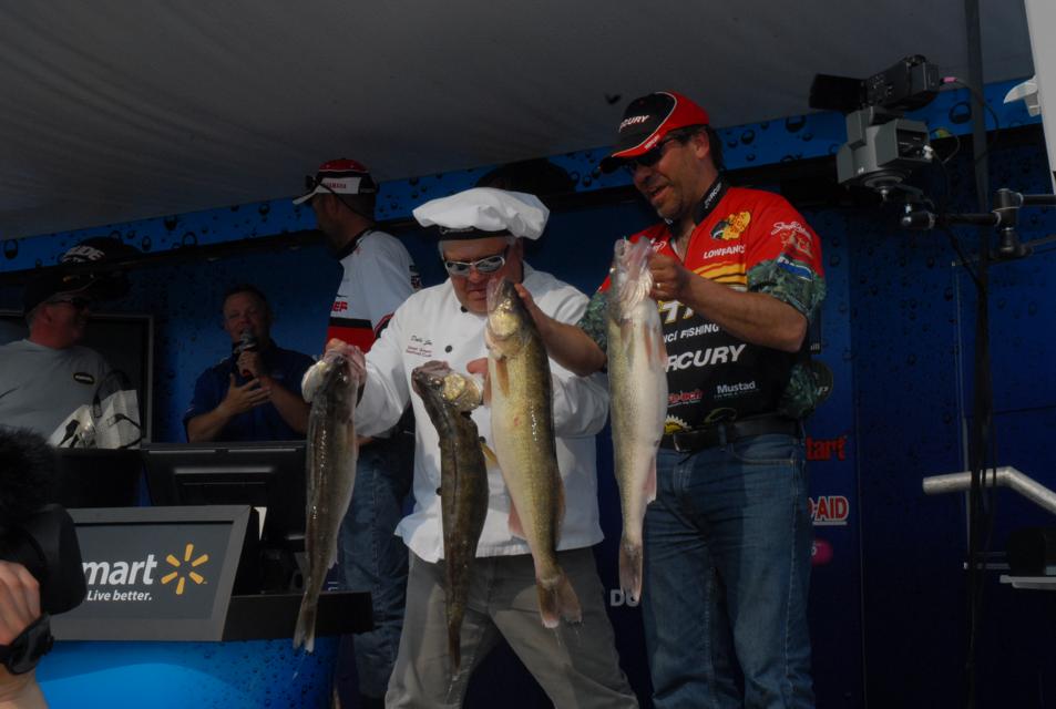 9D451092-9FD1-41C9-8C62-C227C6A84BFF