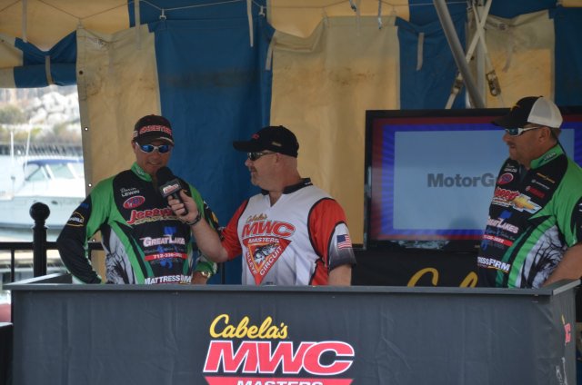 9E942BC8-E908-45C8-B63A-93151429B255