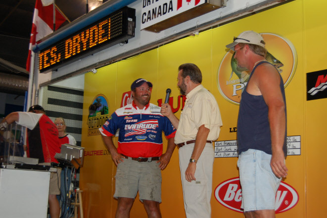 9F07CA57-35EA-4E8B-9FB5-7C051A882355