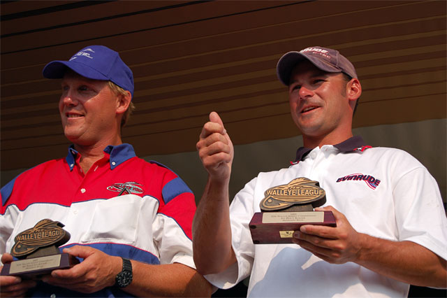 9F877F6F-2AFA-4B79-8E53-77264AAA78AF