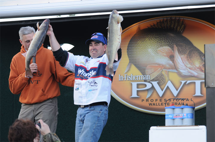 9FB54A71-AA56-462D-AF17-388DF8CFCA49