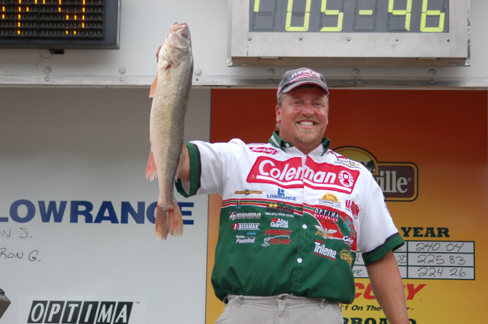 A0962635-AB04-40DF-B2E4-201EB8BDCD70