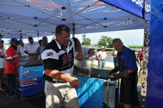 A33DE2FB-5681-4DB3-B745-0FBD157DC10F