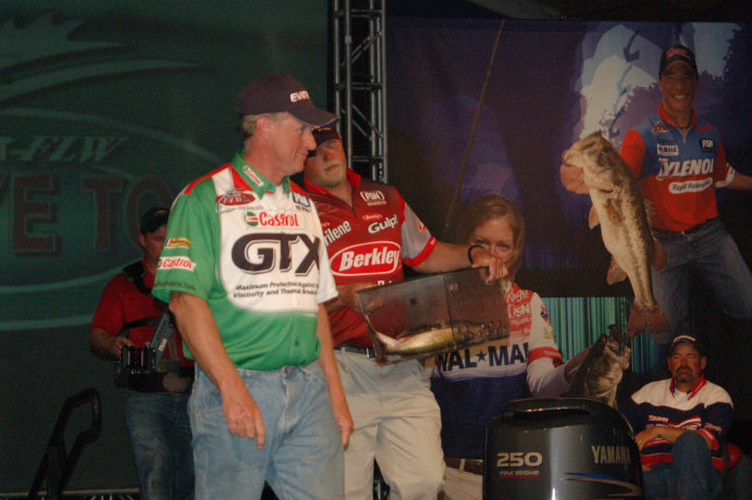 A38BC783-B4C9-45E0-B7E1-A2BAEBBE0749