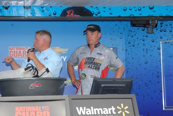 A40EB6A5-9EBC-4EBD-8060-1DC29C54FE0E