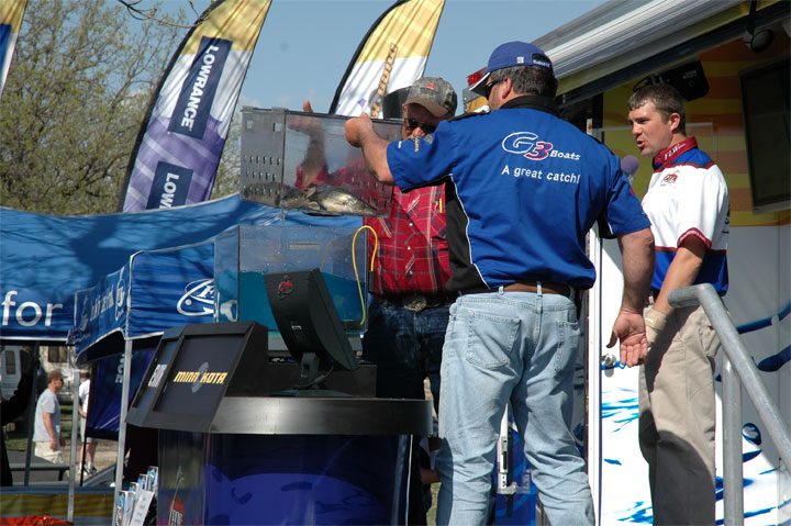 A4C061A6-BBEE-459A-BA33-9AF449A96583