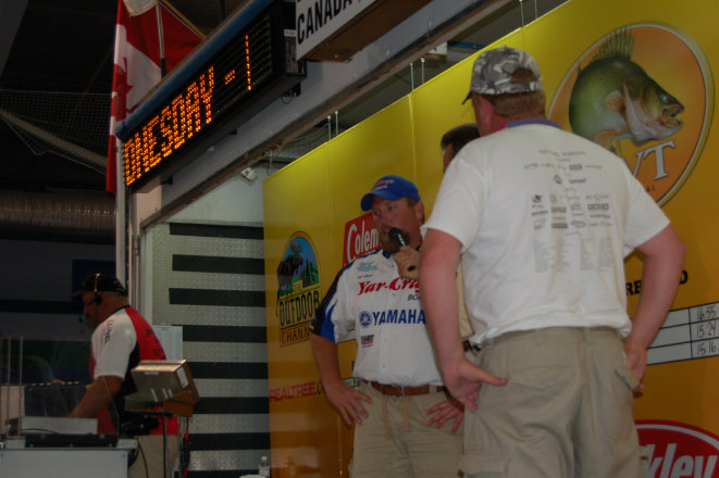 A5482001-019B-4654-90AA-6D7D70C07047