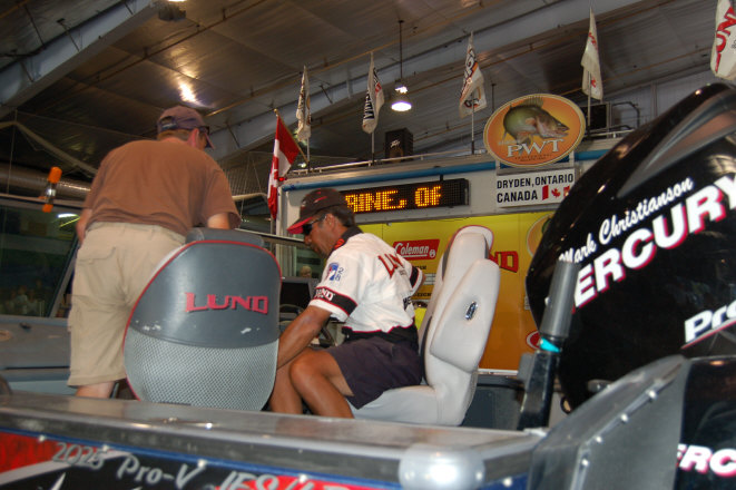 A84472EF-64F3-4DB4-ABE6-1354F3D33E7C