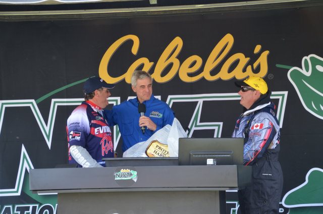 A8C006F1-7930-4C6E-92B5-69FB73BC042A