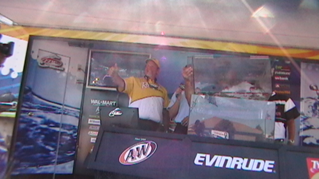 A8E1CD2C-AA06-4552-92D5-CC1AA9881C72