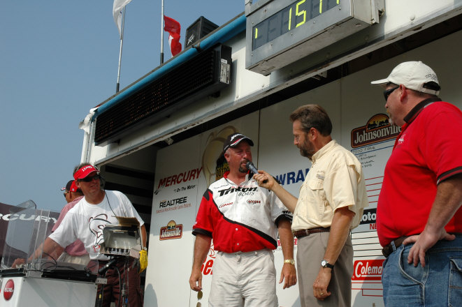 ACFAF590-34BC-4C86-8CE4-86A3D16A9140