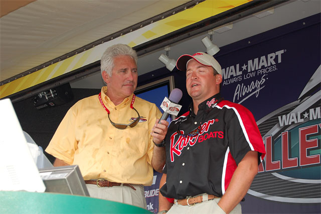 AD40CB5E-C3D6-471A-83D3-7B88FBBFEBDA