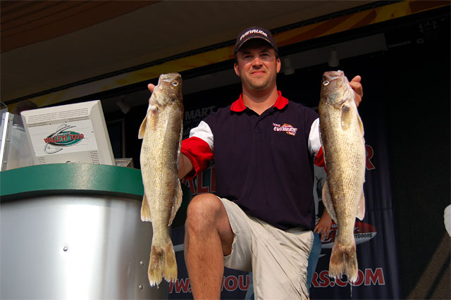 AE34D3C2-8444-484F-8D2A-6B87E280818F