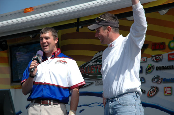 AF829CDC-6998-4624-870B-FBE167AC4898