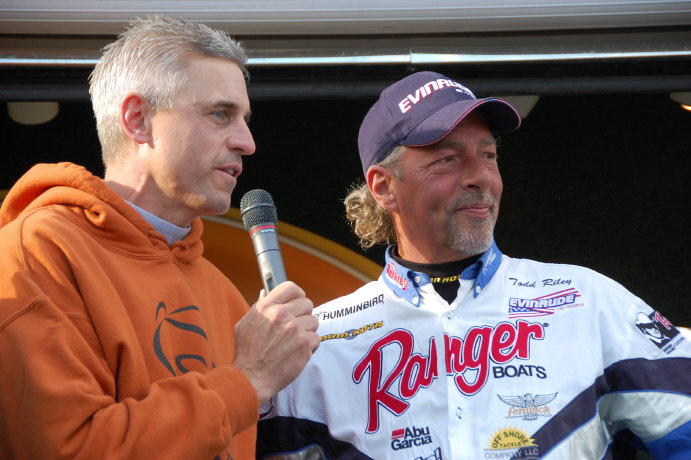 B147D82F-8F02-41BD-BD24-DAD1B0DC9A5C