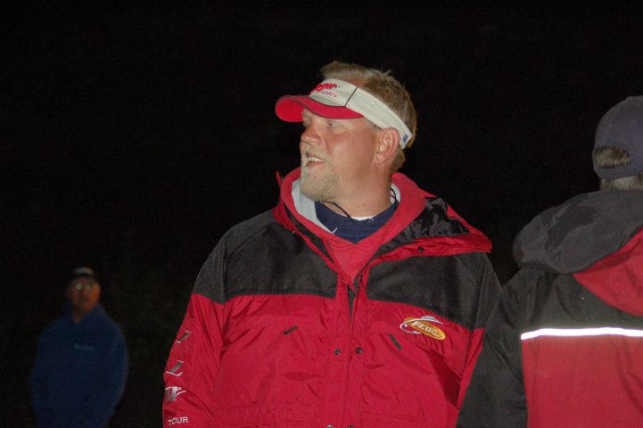 B528E624-5C2A-4FE0-9309-BF5C0AA608DD