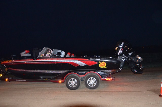 B56B9B40-6B66-4315-9754-72047BAF934E