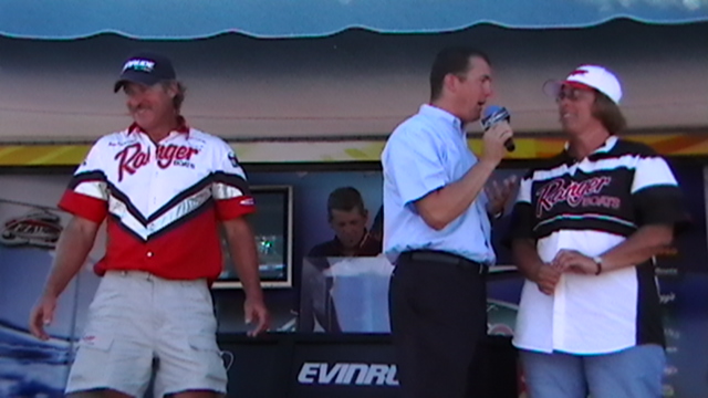 B7E683B0-802D-4A85-9192-C10E05305831