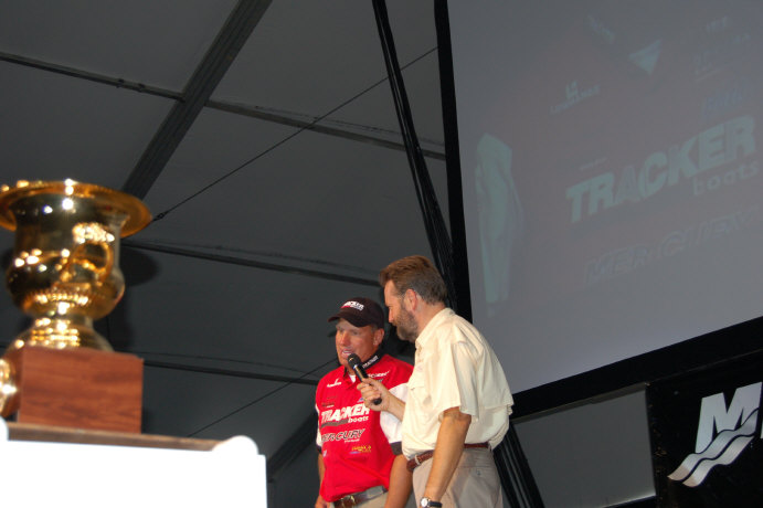 B7F4DB16-4586-4A5C-99A7-EE0D0C4425D2