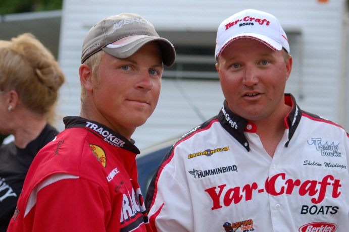 B85F25FE-A64B-4931-8220-D99A77C58B55