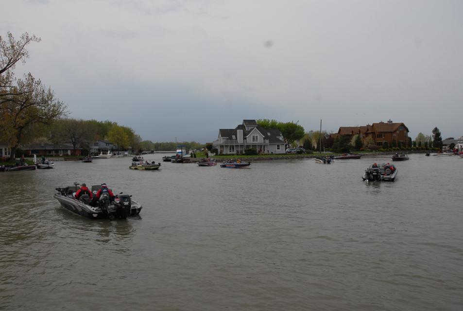 B882C464-4A8B-4DB4-B7AA-E31AA304B200