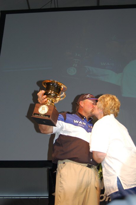 B887CCA5-BB3D-4653-94ED-C717C55DE574