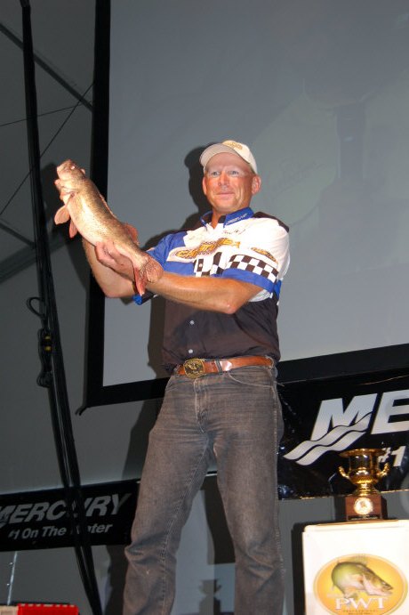 B91D40E2-B305-4AC4-87C6-AA361FDC1F57