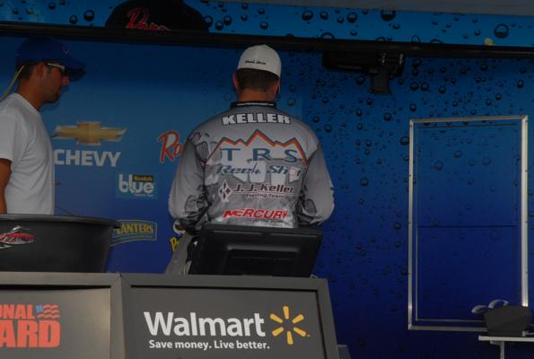 BA40B66A-08D0-4B3E-9D28-1DC60B1050CA