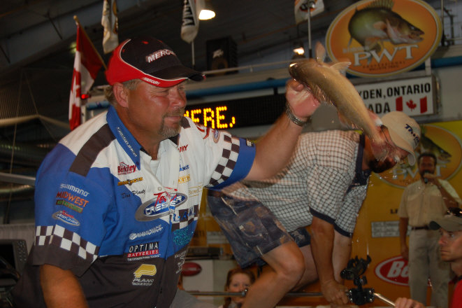 BAA4376F-6C80-42D1-A240-A91BC6B27A45