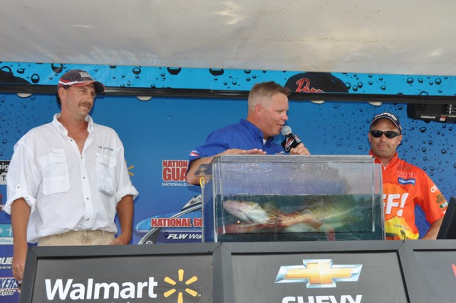 BB6C621E-3B1D-496F-BD05-ED4B616FFAC0