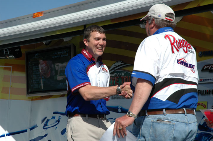 BDDB842B-972E-4F17-9639-8A777C3325EE