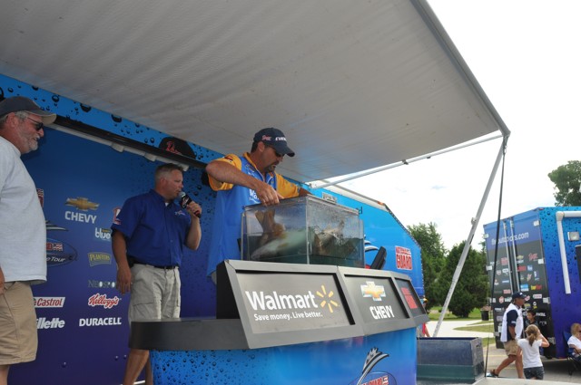 BE4F9546-F27D-476D-B5D5-8A59E51364AA