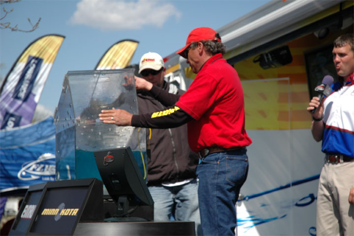 BF14A9C5-6F76-4AAB-AAC2-6A98B404096B