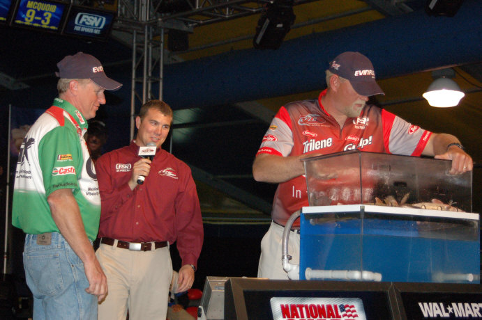 BF867F03-420F-489D-9C6F-A2268197D171