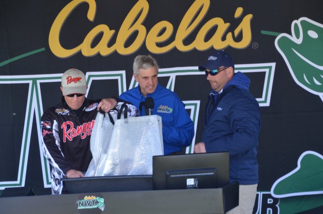 BFE1BE8F-4CBF-4233-8430-112B51E472E8