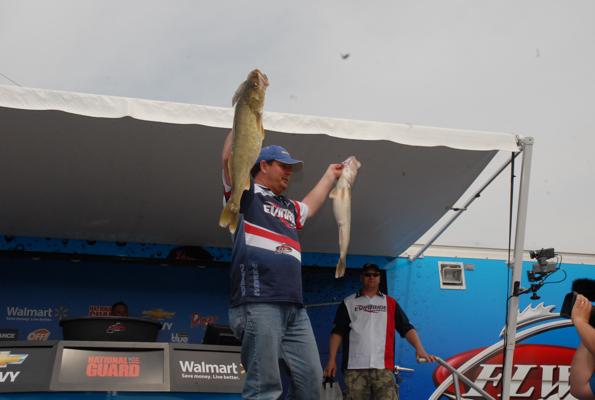 C339F073-8F8C-49C6-B458-0D414545879A