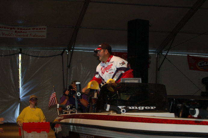 C373B22B-B260-4766-A599-04CC4710FB81