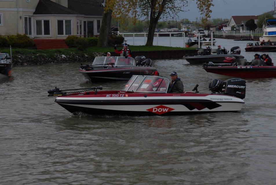 C63DCF3B-5EEF-407B-851D-78A81F91CC40