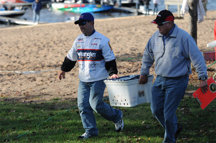 C68AAF1B-67A8-40BB-AF15-18275A53D105